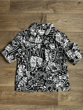 Vintage NTouch Women’s Black White Abstract Print Button Up Shirt Jacket Size S
